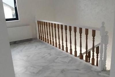 Casă cu 3 camere în Curtești - 1