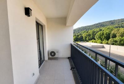 Apartament cu 2 camere semidecomandat, mobilat în Florești - 8