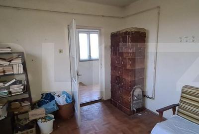 Casă cu 3 camere cu Teren 10 Mp în Central - 2