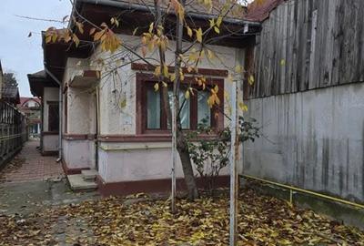 Casă cu 4 camere cu Teren 177 Mp în Mihai Bravu - 8