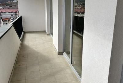 Apartament cu 3 camere semidecomandat, mobilat în Florești - 5
