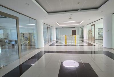 Spațiu comercial, de 3,500 mp, în Vitan-Bârzești - 7