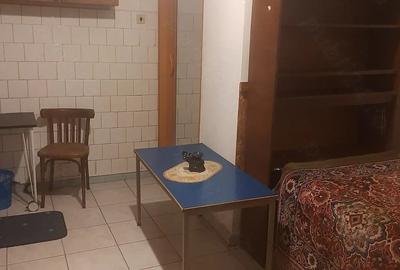 Garsonieră decomandată în Andronache - 1