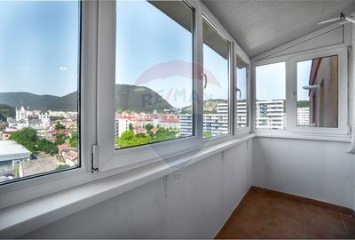 Apartament cu 4 camere decomandat, mobilat în Răcădău - 6
