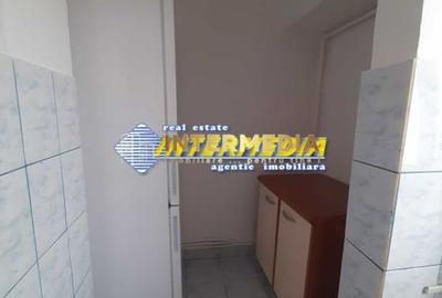 Garsonieră decomandată, mobilată în Cetate - 5