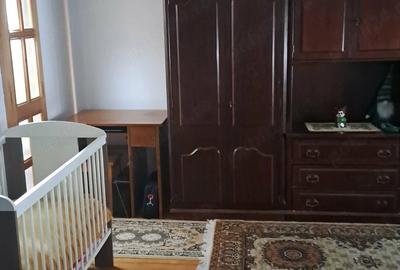 Casă cu 4 camere cu Teren 2887 Mp în Central