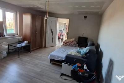 Casă cu 3 camere în Sărmășel - 7