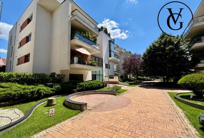 Apartament cu 4 camere decomandat, mobilat în Capitale