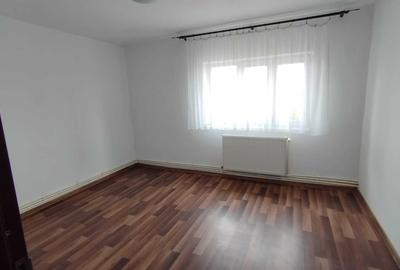 Apartament cu 2 camere decomandat în Exterior Vest - 4