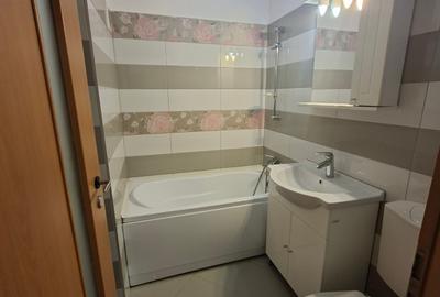 Apartament cu 2 camere semidecomandat, mobilat în Central