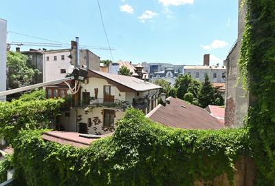 Apartament cu 4 camere decomandat în P-ța Sfinții Voievozi - 7