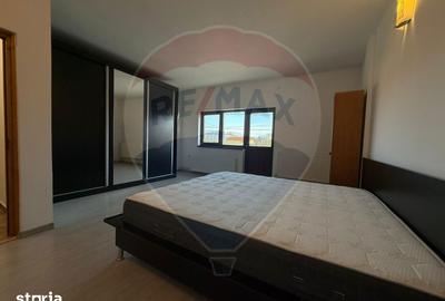 Casă cu 5 camere cu Teren 260 Mp în Palazu Mare - 10