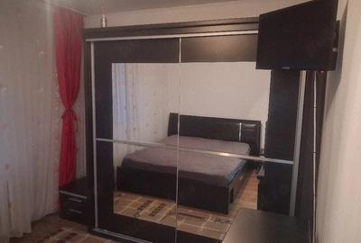 Apartament cu 3 camere semidecomandat în Central - 5