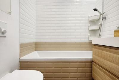 Apartament cu 3 camere decomandat în Drumul Taberei