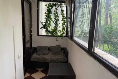 Apartament cu 3 camere decomandat, mobilat în Titan - 16
