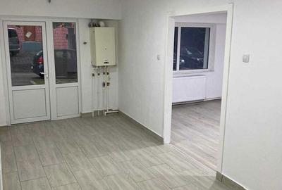 Spațiu comercial, de 58 mp, în Nord - 3