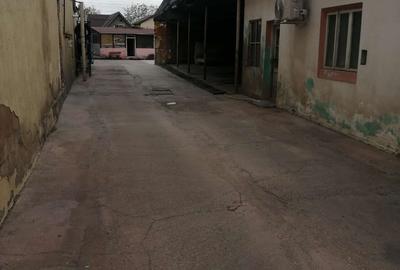 Spațiu comercial, de 700 mp, în 1 Decembrie