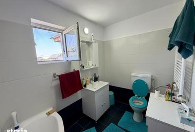 Casă cu 5 camere cu Teren 271 Mp în Central