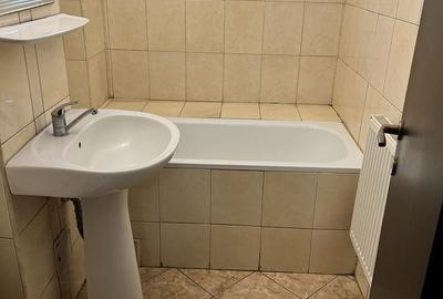 Apartament cu 2 camere decomandat în Exterior Vest - 1