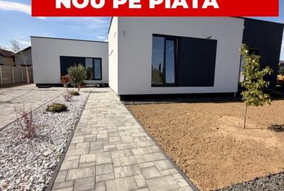 Casă individuală cu 4 camere cu Canalizare în Dumbrăvița
