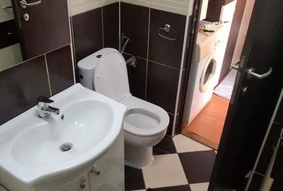 Apartament cu 2 camere decomandat în Micro 17 - 7