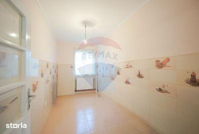 Casă cu 4 camere cu Teren 2440 Mp în Oșorhei - 5