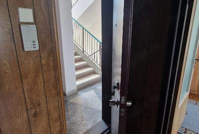 Apartament cu 3 camere semidecomandat în Dacia - 2