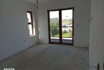 Casă cu 4 camere cu Teren 468 Mp în Central - 8