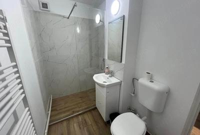 Apartament cu 2 camere decomandat în Unirii Nord