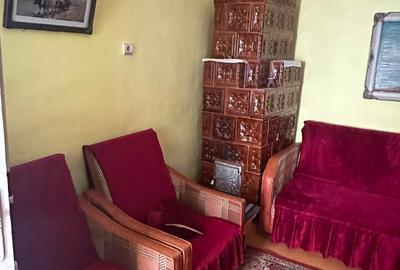 Casă individuală cu 3 camere cu Canalizare în Central - 5