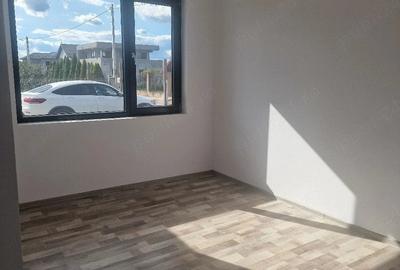 Casă cu Teren 500 Mp în Muntenii de Jos - 2