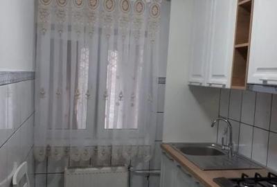 Garsonieră decomandată în Buziașului