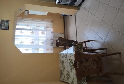 Apartament cu 2 camere decomandat în Micro 17 - 2