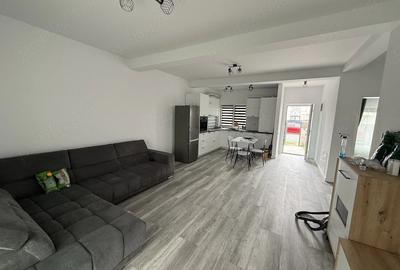 Casă cu Teren 290 Mp în Urseni