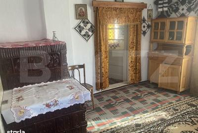 Casă cu 4 camere cu Teren 1532 Mp în Central - 2