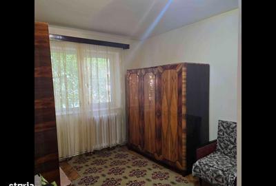Apartament cu 3 camere în Progresul