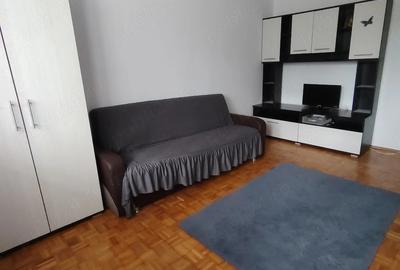 Apartament cu 2 camere decomandat în Barieră