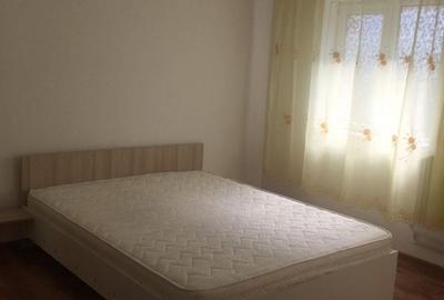 Garsonieră decomandată în Rahova
