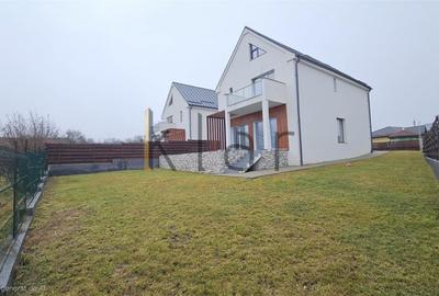 Duplex cu 6 camere cu Canalizare în Feleacu - 1