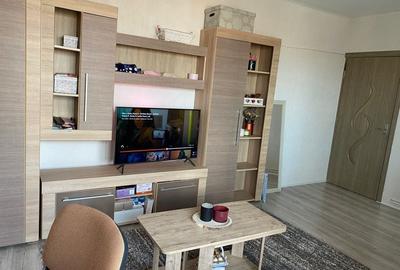 Apartament cu 2 camere decomandat în 7 Noiembrie - 1