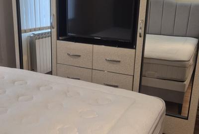 Apartament cu 3 camere decomandat în Petros - 7