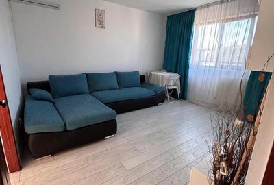Apartament cu 3 camere semidecomandat în 9 Mai - 5