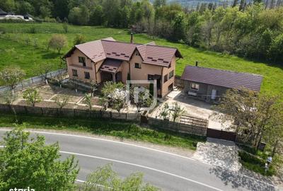 Casă cu 3 camere în Fetești - 8