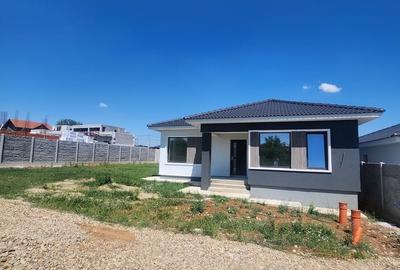 Casă cu 3 camere decomandat în Paleu - 2