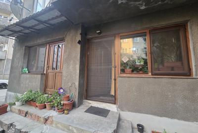 Apartament cu 2 camere decomandat în Central - 8