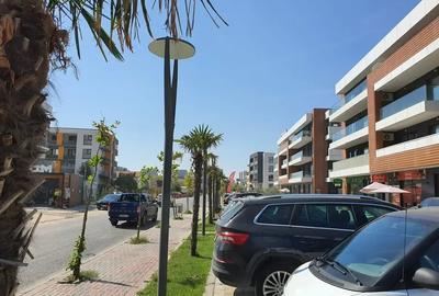Apartament cu 2 camere decomandat în Titan
