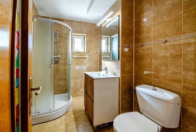 Apartament cu 3 camere în Central - 2