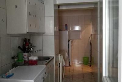 Garsonieră decomandată în Berceni