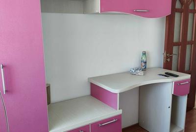 Apartament cu 3 camere decomandat, mobilat în Km 4 - 3