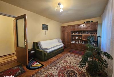 Apartament cu 3 camere în Gojdu